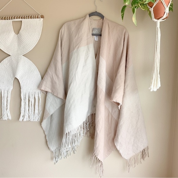 Soia & Kyo Fringe Colorblock  Scarfigan - Picture 4 of 8